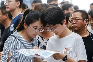 气氛热烈！近10届日本高中足球锦标赛决赛观众人数均超4万人